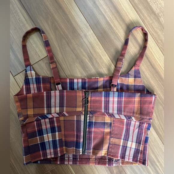 Urban outfitter’s Luna Cropped Cami - Picture 6 of 6